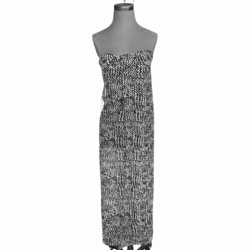 Black White Chevron Zigzag Print Sarong 58"x48" Beach Cover Up Wrap Excellent - Picture 2 of 5